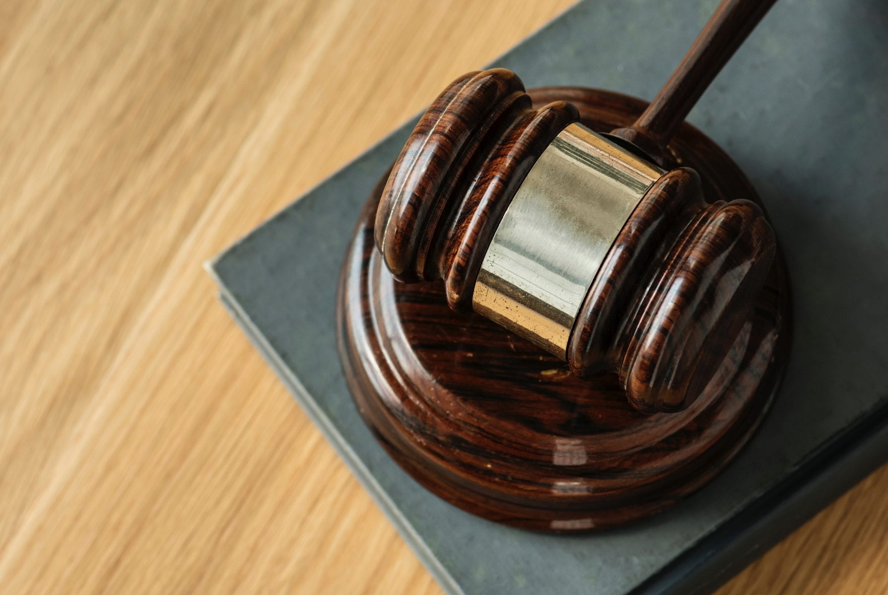 Serving court documents in a divorce application